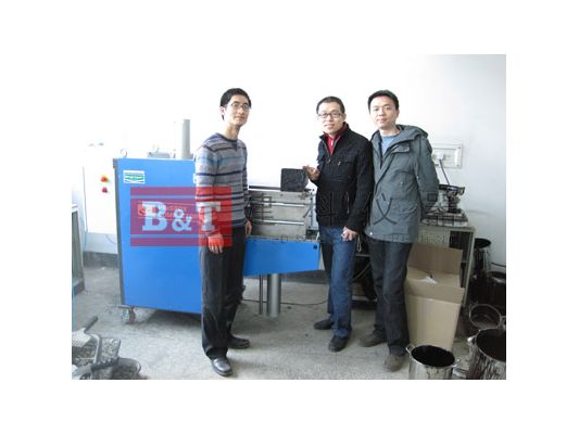 國(guó)內(nèi)首臺(tái)PReSBOX剪切壓實(shí)儀交付使用